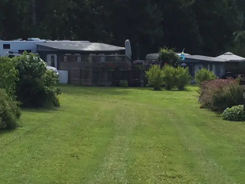 Bolviks camping