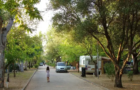 Camping Karavomilos Beach