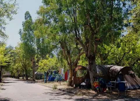 Camping Karavomilos Beach