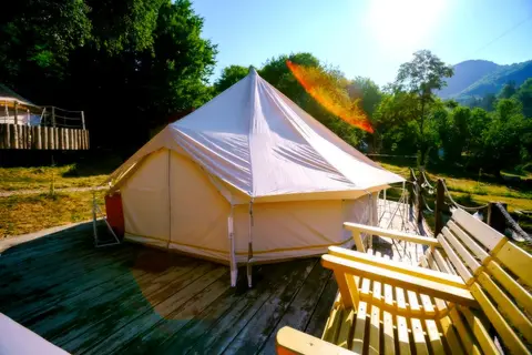 Green camp
