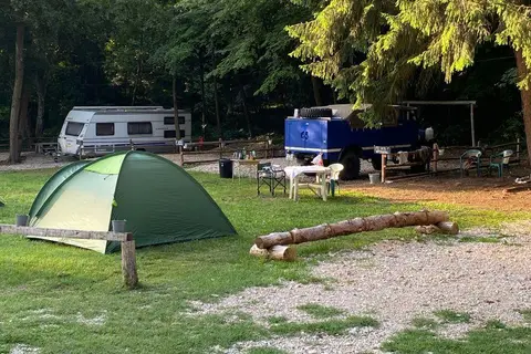 Camping Starite Borove