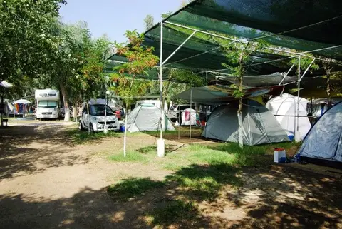 ΚΑΜΠΙΝΓΚ ΙΖΑ
