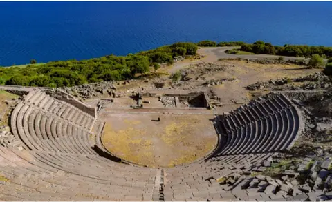 Agora Sanat Köyü