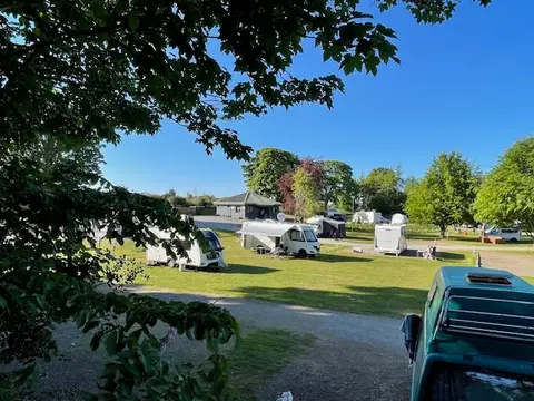 Slatebarns Caravan Park