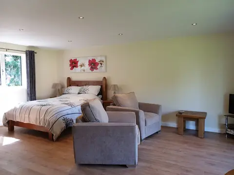 Windy Ridge Caravan Site & Fishing Lakes