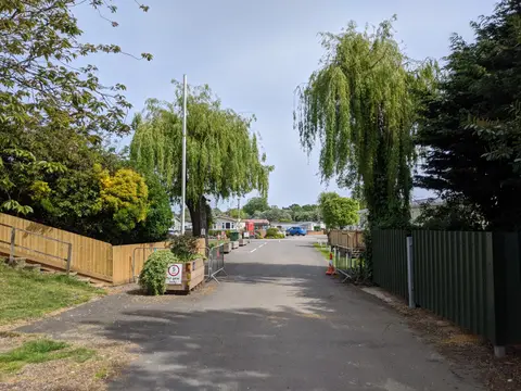 Peewit Caravan Park