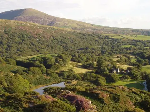 Dinas Farm Caravan Park and Camping