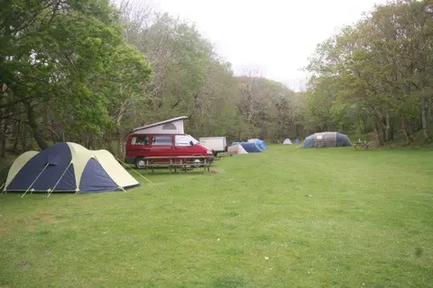 Dinas Farm Caravan Park and Camping