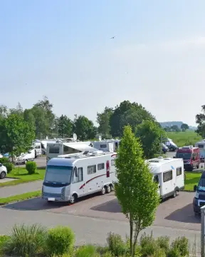 Wohnmobilhafen am Großen Meer (P2)