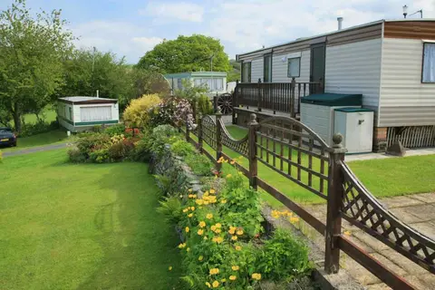 Erwbarfe Farm Caravan Park