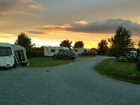Cherry Tree Cottage Caravan site