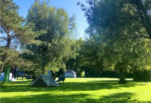 Camping beim Fischer