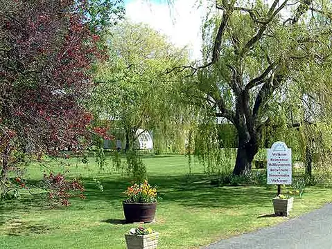 Highfield Farm Touring Park