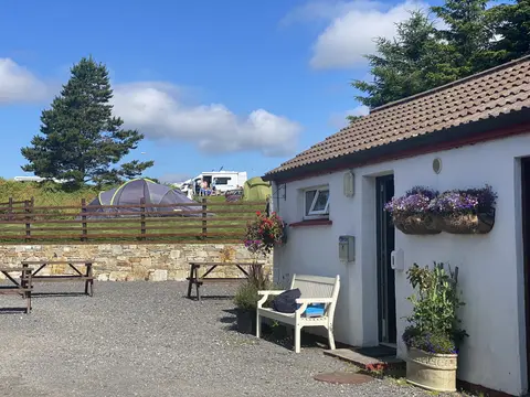 Clifden Campsite and Caravan Park