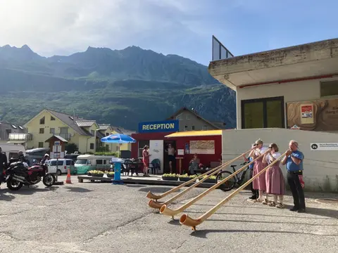 Gotthard Camping Andermatt