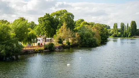 Bakewell Camping & Caravan Club Site