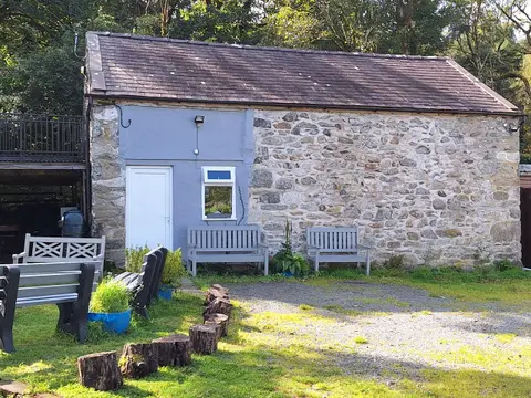 Pentre Bach campsite