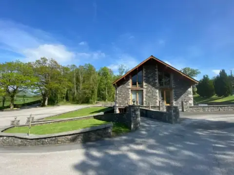 Lambhowe Caravan Park