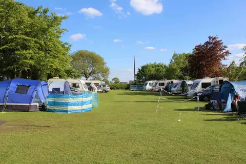 Yatehouse Farm Camping & Caravan Park