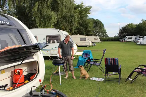 Yatehouse Farm Camping & Caravan Park