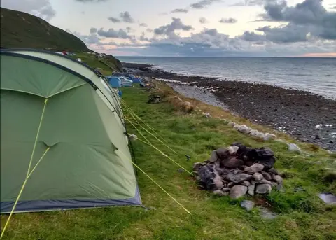 Cae Du Campsite