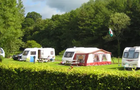 Pont Kemys Caravan & Camping Park