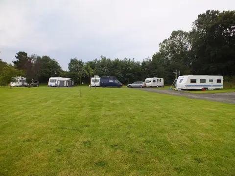 Little Orchard Caravan Park