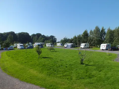 Little Orchard Caravan Park