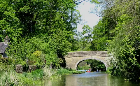 Bridge House Marina and Caravan Park