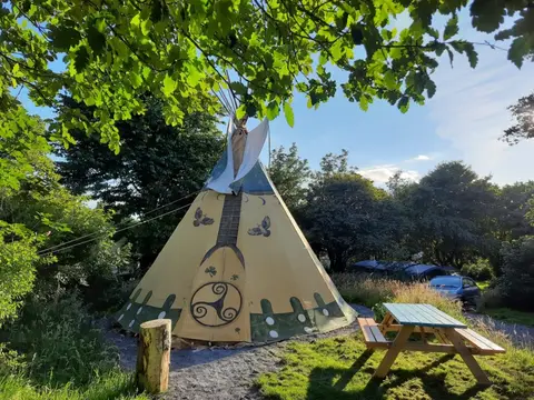 Dunbeacon Camping and Glamping
