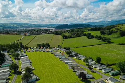 Maes Dolau Farm Caravan Park