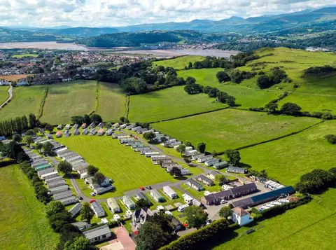 Maes Dolau Farm Caravan Park