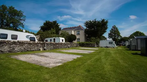 Maes Dolau Farm Caravan Park