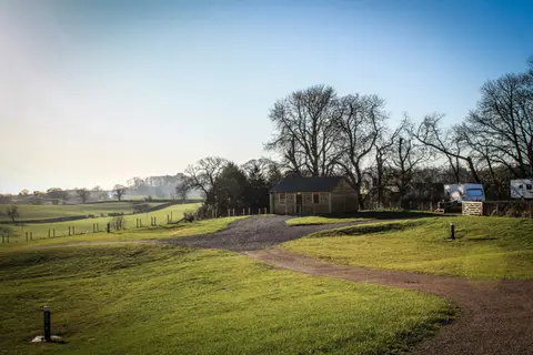 Newnes Touring Caravan Park