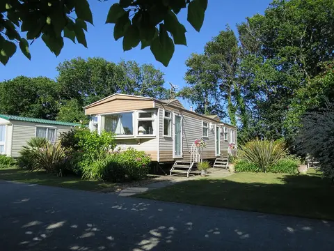 Thameside Court Residential Caravan Park