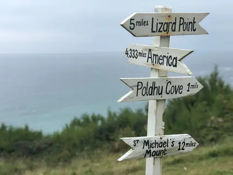 Treyarnon Bay Holidays