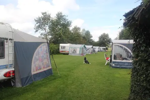 Camping IJsclub Oud-Ablas
