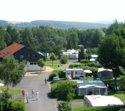 Camping am Schwimmbad