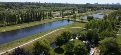 Tussen Hemel en Aarde