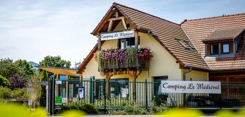 Camping le Médiéval