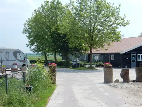 Camperplaats Vecht & Weide