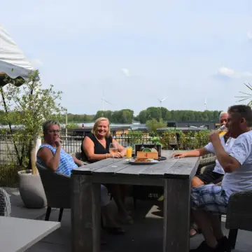 Camping de Meeuw