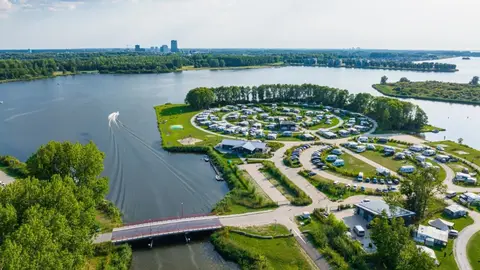 Waterhout