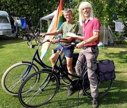HollandMenCamp