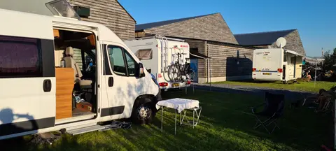 Jachthaven Marnemoende Camperplaatsen