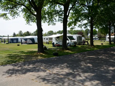 Bij ons achter