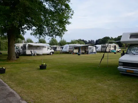 Bij ons achter