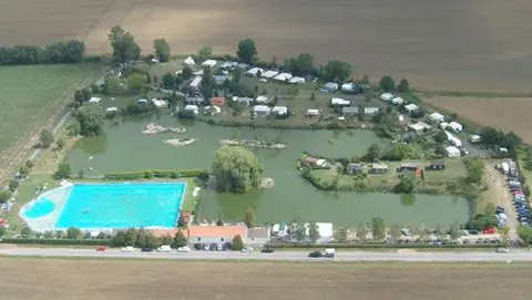 Campingplatz "Am Hünstein"