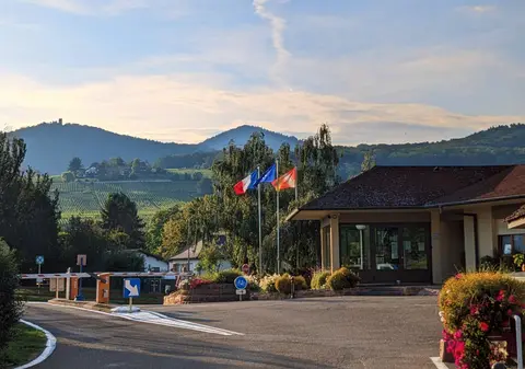 Camping Municipal Pierre de Coubertin