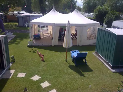 Campingplatz Rheininsel Bleiau